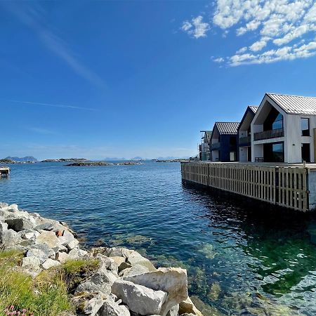 Lofoten Bryggeleiligheter Henningsvaer Bagian luar foto